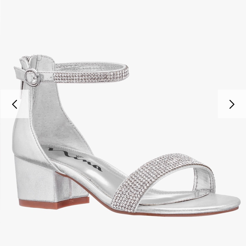 Nina Silver Valetta Heels Size 4